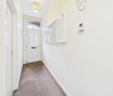 1 bedroom House share to rent - Photo 5