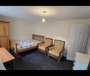 Studio Flat, Dunsmere Road, N16 - Photo 3