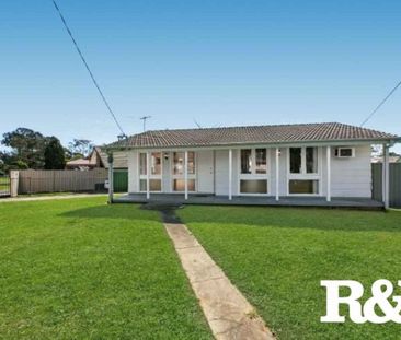 UPDATED FAMILY HOME! - Photo 6
