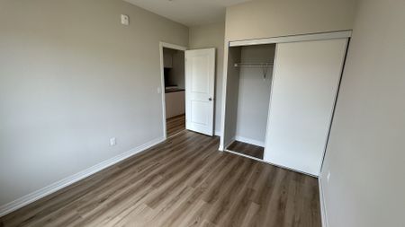 For Lease - 50 Herrick Avenue Unit# 220, St. Catharines, Ontario - Photo 4