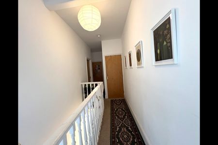 6 Bed Semi-Detached House, Brentry Road, BS16 - Photo 3