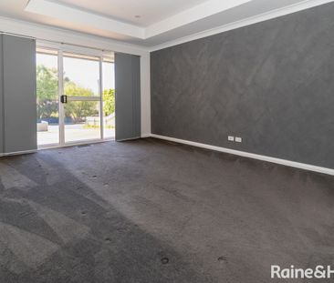 MODERNISED KOORINGAL - Photo 2