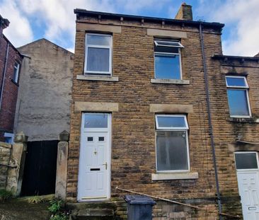 Church Hill, Eastborough, Dewsbury - Photo 5