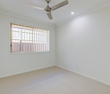 Family Home in Highlands Estate! - Photo 6