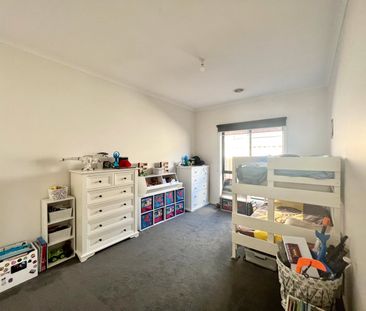 Immaculate, Comfortable and Private - Photo 5