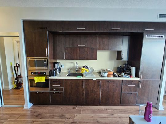 For Lease - 5 sheppard Avenue Unit# 3826, Toronto, Ontario - Photo 1