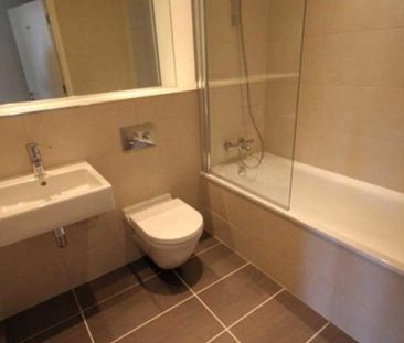 The Hub, Piccadilly Place, Manchester, M1 - Photo 5