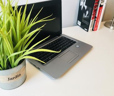 3 bedroom Flat To Let - Photo 2