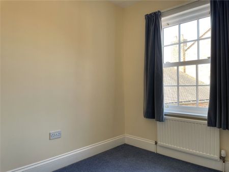 The Octagon, Taunton, Somerset, TA1 - Photo 2