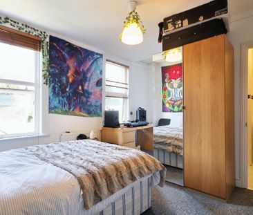 6 bedroom terraced house to rent - Photo 4