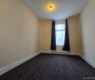 4 bedroom property to rent in London - Photo 5