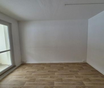 Tageslichtküche und extra Hauswirtschaftsraum!! - Photo 1