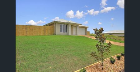 CHARMING RENTAL HOUSE IN SERENE BRANYAN NEIGHBORHOOD - AVAILABLE - Photo 4