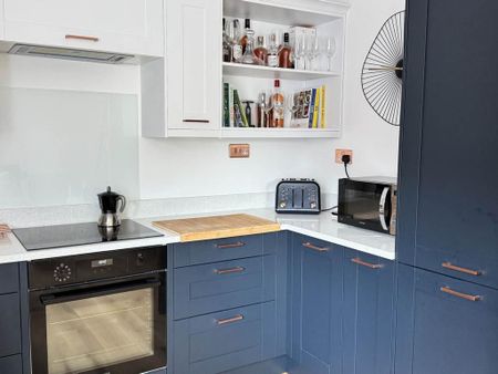 2 bedroom apartment to rent - Photo 5