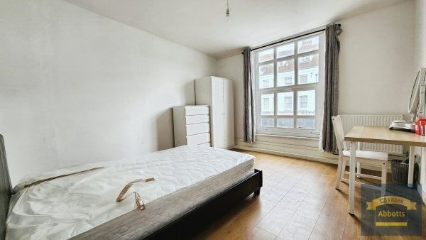 High Street, Colchester - Photo 1