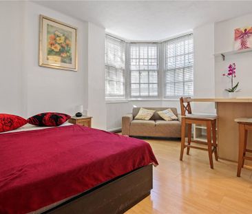 Studio to rent - Photo 3