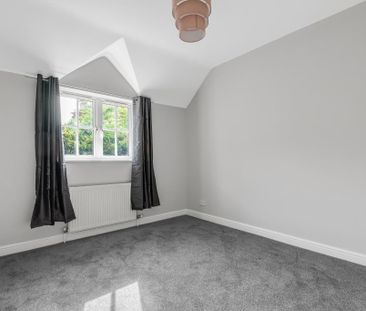 3 bedroom detached house to rent - Photo 4