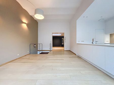 Woning met vijf slaapkamers in Ixelles - Photo 4