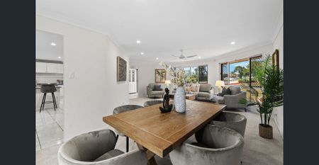 Spacious Family Home in a Highly Sought-After Parkinson Pocket - Photo 2