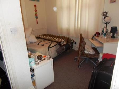 2 bedroom house to rent - Photo 3