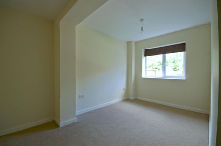 A stylish, high specification apartment with allocated parking a communal gardens, located a short walk from Addenbrooke's Hospital and a 10 minute cycle to the train station. - Photo 3