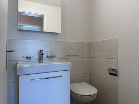 3 1/2-room apartment, 1st floor middle - Photo 5