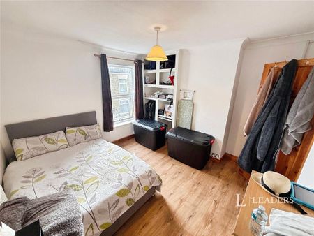 2 bedroom terraced house to rent - Photo 5