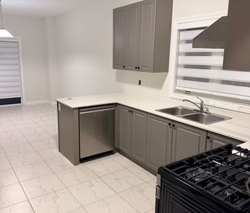 For Lease - 89 Palace Street, Thorold, Ontario - Photo 1