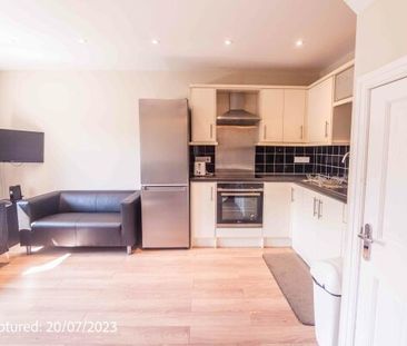 27 Barstow Avenue - Photo 4