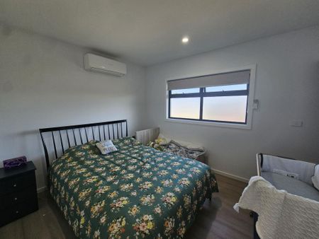 3/7 Tyrell Court, Meadow Heights - Photo 2