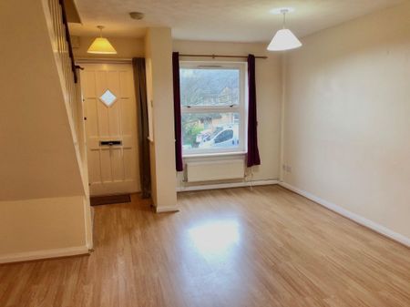 Heol Y Cadno, Thornhill, CARDIFF - Photo 3