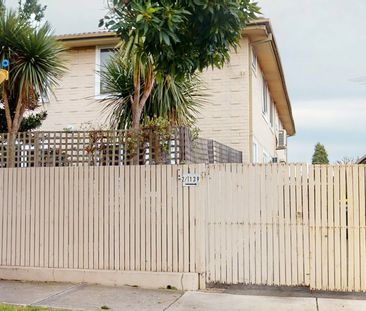 Quiet, Comfortable and Conveniently Located - Photo 6