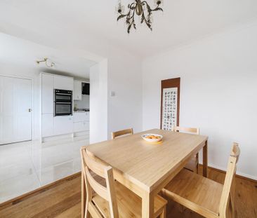 4 bedroom detached house to rent - Photo 5