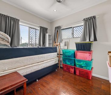 SECURE, LOW-MAINTENANCE TOWNHOUSE IN WOREE - Photo 4
