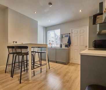 2 bedroom terraced house to rent - Photo 6