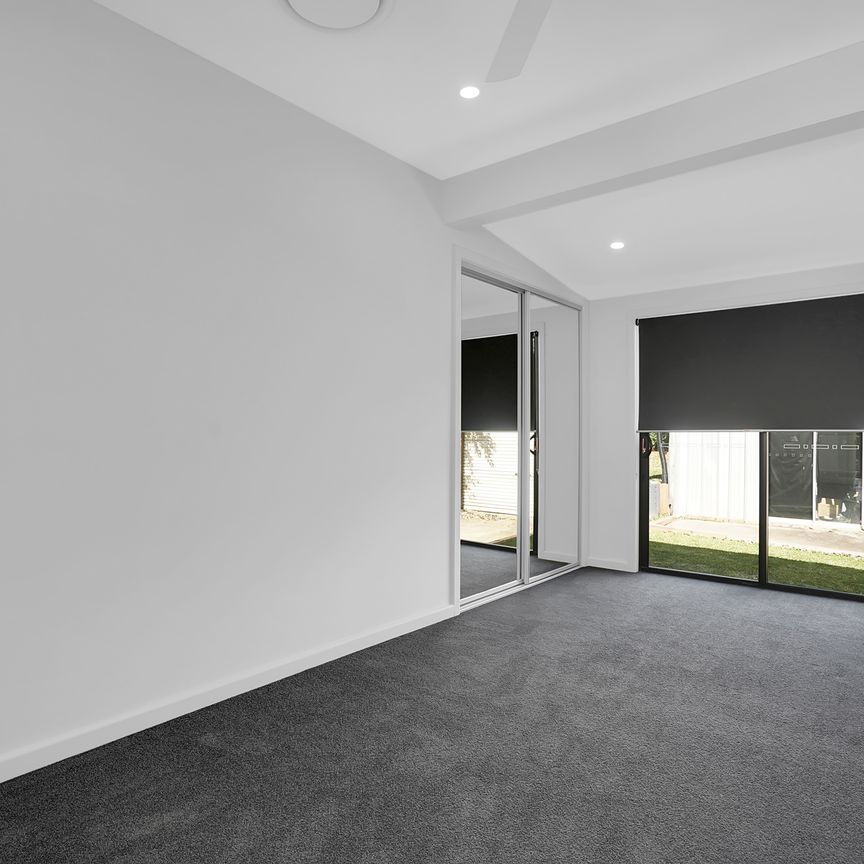 65 Chaucer St, Moorooka QLD 4105 - House For Rent | Domain - Photo 1