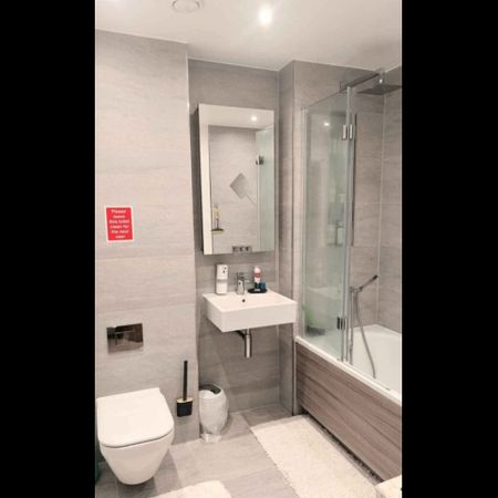 Room in a Shared Flat, May House, NW9 - Photo 4