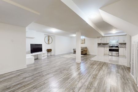 136 Cooperage Crescent - Photo 3