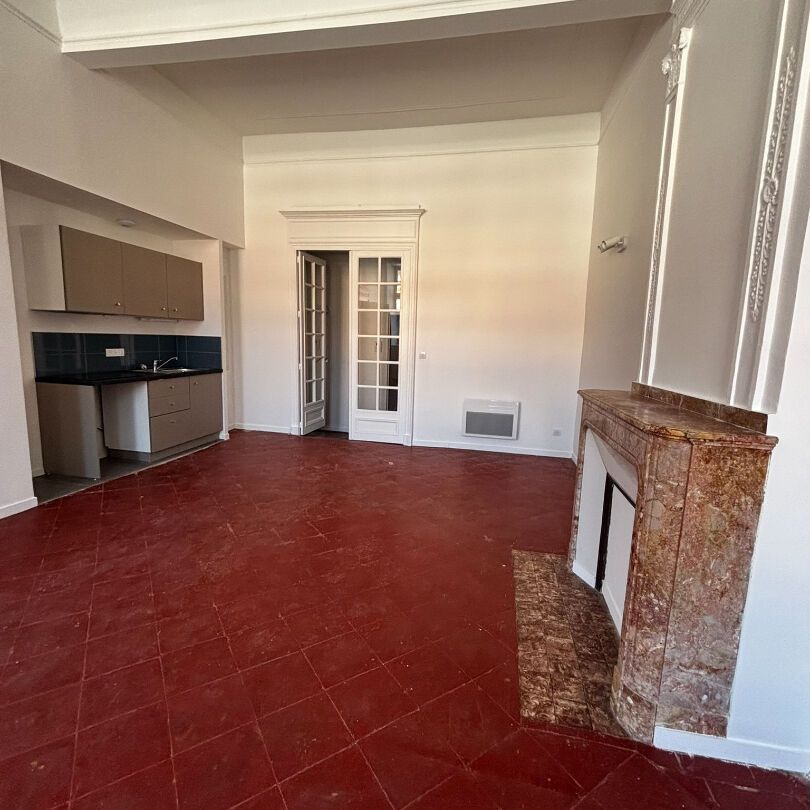 Location Appartement 3 pièces 73m² - Photo 1