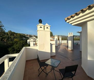 3 bedroom luxury penthouse for rent in Marbella, Andalusia - Photo 5