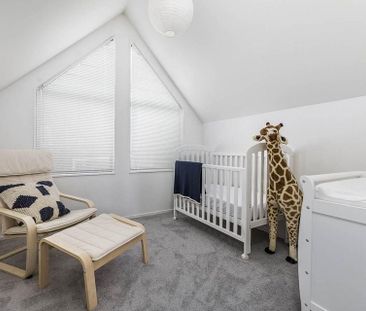 Modern Townhouse with Private Garden – Remuera - Photo 5