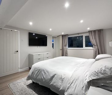 4 bedroom semi-detached house to rent - Photo 4