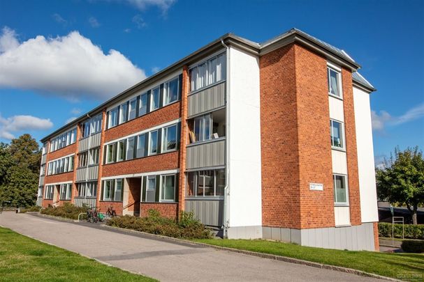 Fotbollsgatan 27 - Photo 1