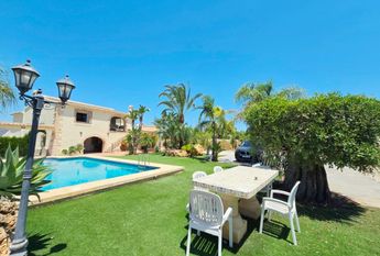 WIDE ESTATE FOR RENT IN TEULADA FOR LONG TERM