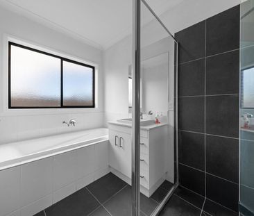 Great Location! 3-Bedroom Home Close to Schools & Shopping!! - Photo 6