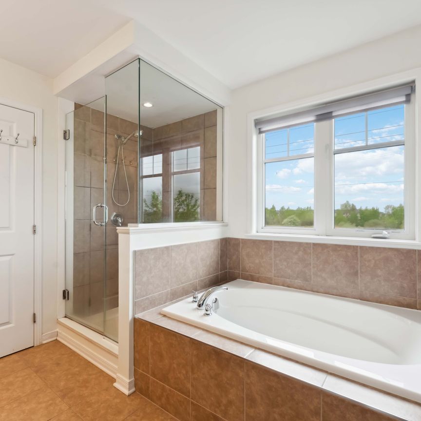 For Lease - 52 Tapadero Avenue, Kanata, Ontario - Photo 1