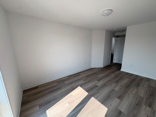 For Lease - 3 Bancroft Lane Unit# 202, Richmond Hill, Ontario - Photo 1
