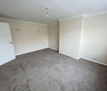 Marion Way, Hall Green, B28 - Photo 1