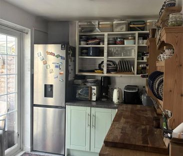 2 bedroom terraced house to rent - Photo 6