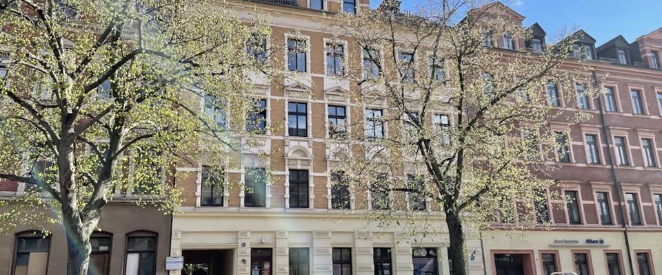 Laminat • 3-Raum • Aufzug • Bad mit Wanne • Schloß-Chemnitz • zentrumsnah • neuer Balkon! - Foto 1